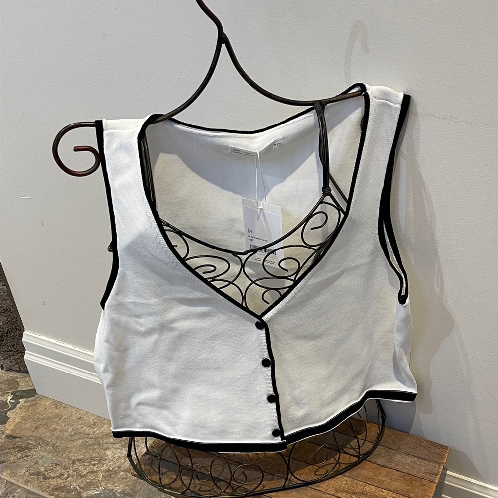 🆕 Oak + Fort Button Front Tank - Picture 3 of 14
